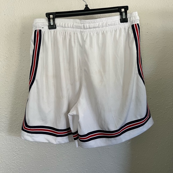 Nike Fly Basketball Shorts - Picture 2 of 3